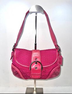(Category: ) located in . Submitted by thriftalldaze.11 (Listing ID 1450970905, Image 1). Description: .