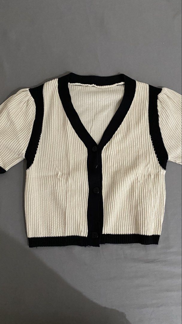 Cream and Black Striped Top (Category: Shirts) located in Manila. Submitted by bajisuke (Listing ID 1451077827, Image 1). Description: - Made from comfortable ribbed knit material - Feel free to PM for queries/other details - Price is negotiable but no lowballing - No to rush shipping .