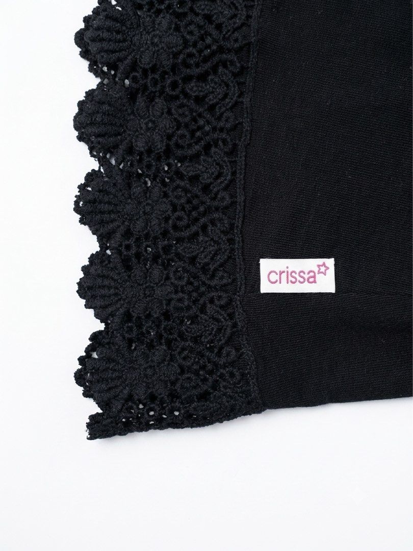 Crissa Lace Hem Long Sleeve Top (Category: Coats, Jackets and Outerwear) located in San Jose. Submitted by paudrobe (Listing ID 1450936625, Image 3). Description: .