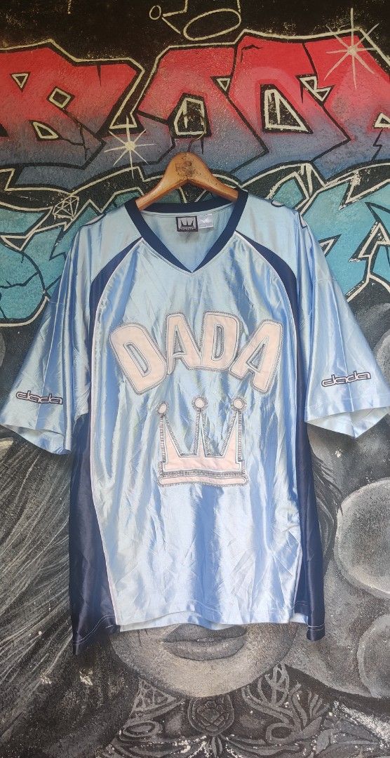 Dada Supreme Basketball Jersey (Category: Activewear) located in Bago City. Submitted by louielinco (Listing ID 1450986724, Image 1). Description: - 90's DADA Supreme jersey - Front features Dada logo and crown graphic - Back displays the number 7 - Ideal for Dada enthusiasts and streetwear collectors.