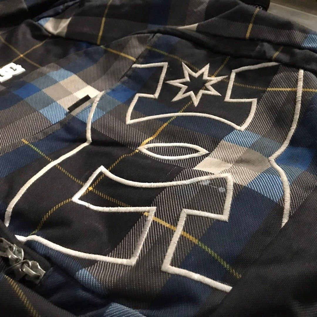 DC SHOES y2k PLAID BACKPACK (Category: Backpacks) located in Cagayan de Oro. Submitted by hyuan03 (Listing ID 1451040864, Image 3). Description: minor issues negotiable .
