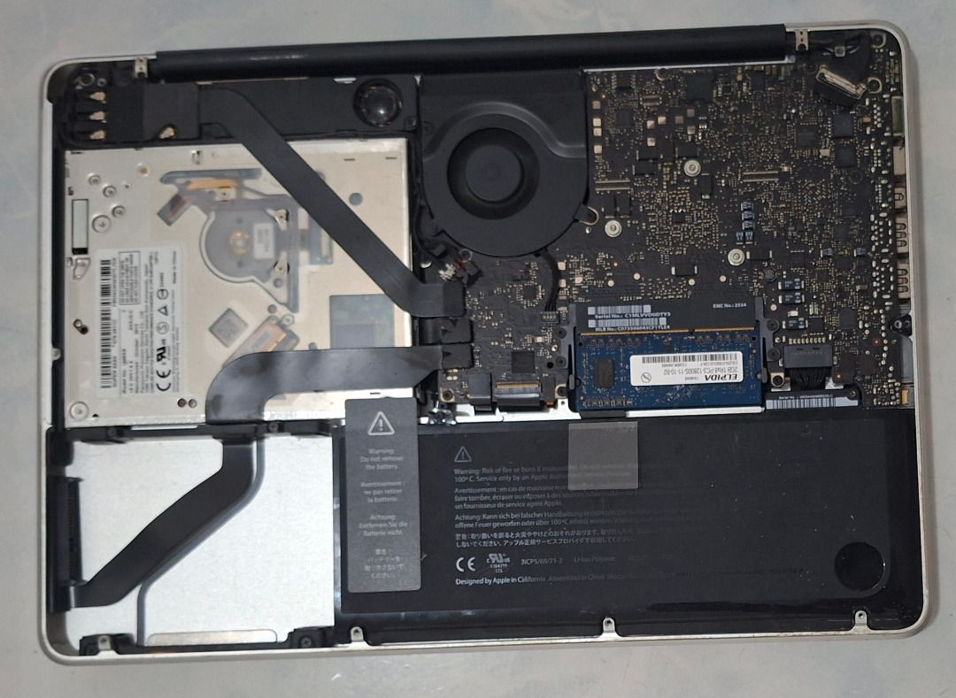 DEFECTIVE 2012 MacBook Pro A1278 - FREE SHIPPING (Category: Laptops & Notebooks) located in Tagbilaran City. Submitted by rjv1977 (Listing ID 1451006755, Image 2). Description: DEFECTIVE 2012 2.5 Ghz i5 / 4 GB RAM Fan Spins but not booting & no display LCD has some vinegar effect Needs a set of new speakers 60w Charger included (See Pictures) Keyboard should be working OK (Untested) Battery 1701 Service Recommended (Needs a new) all screws and pa