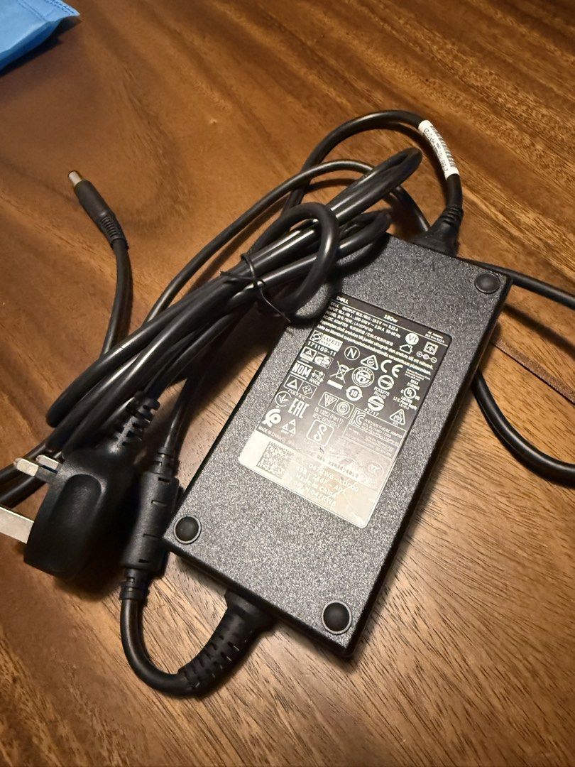 Dell Docking Station with 180W Power Adapter515665985977067523