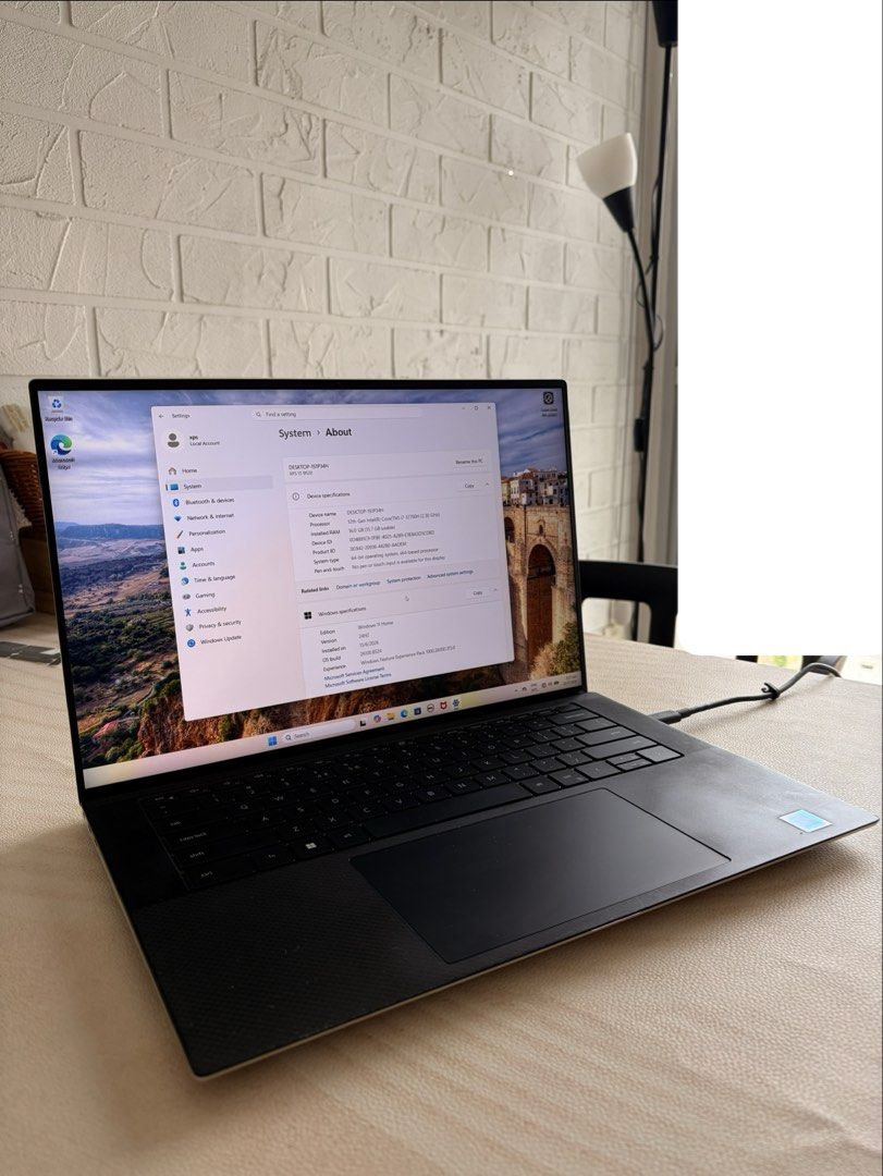Dell XPS 15 9520 (2022)| i7-12700H | 16GB | 1TB SSD | RTX 3050
