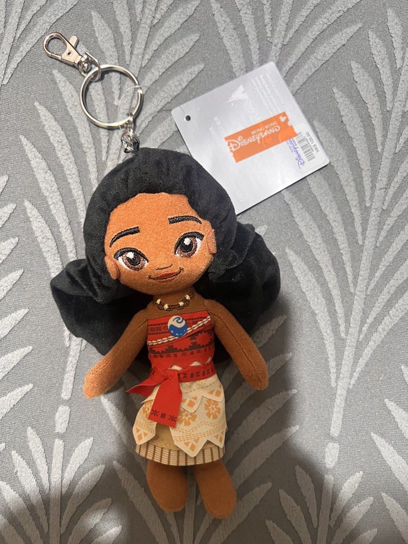Disney Moana Bag Charm (Category: Character Goods) located in Makati City. Submitted by toyfindss (Listing ID 1451053747, Image 2). Description: Brand new, bought from Disneyland HK, with price tag and Disney Tag Moana Bag Charm key chain Loc BGC Taguig.