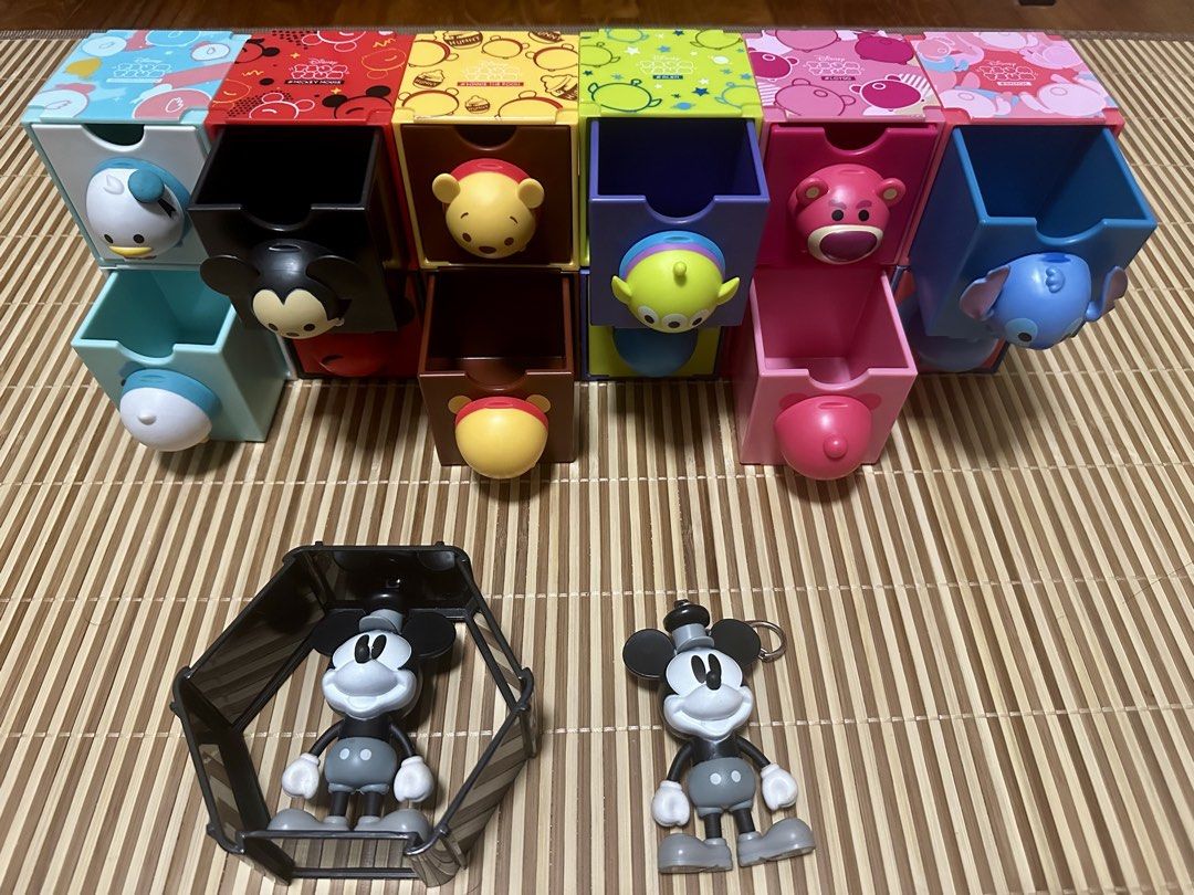 Disney Tsum Tsum Stackable Storage Boxes with Figures515749093468416002