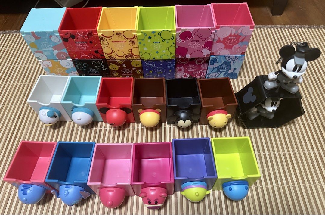 Disney Tsum Tsum Stackable Storage Boxes with Figures515749093468416009