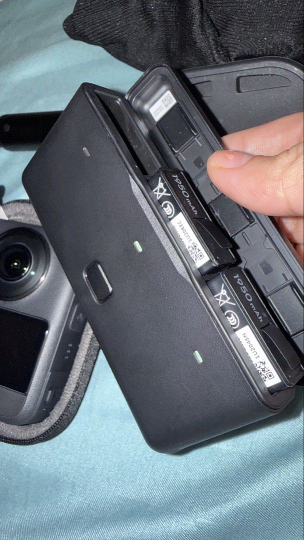 DJI OSMO 360 Adventure Combo (Category: Video Cameras) located in Rizal. Submitted by CFEmporium (Listing ID 1451070690, Image 2). Description: - DJI Osmo 360 Adventure Combo - Captures stunning 360-degree footage - Includes camera, charging hub, and two 1950mAh batteries - Comes with desk mount, protective lenses, and silicon case - Original box included - Reason for Selling: Funds for training - Meetup locations: Taytay or Antipolo area - Shipp