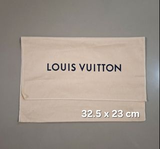 (Kategori: ) berada di . Dikirim oleh authenticpaperbag (ID iklan 1450957417, Gambar 1). Deskripsi: .