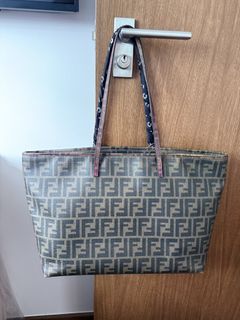 (Category: ) located in . Submitted by shopaholic1189 (Listing ID 1450982975, Image 1). Description: .