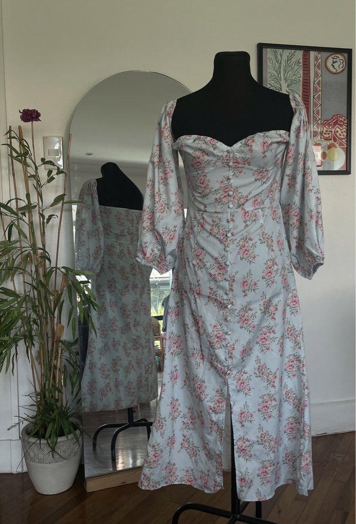 Floral Off Shoulder Dress (Category: Dresses) located in Makati City. Submitted by jcaf22 (Listing ID 1451102123, Image 1). Description: Dainty floral dress, bust too big for me.