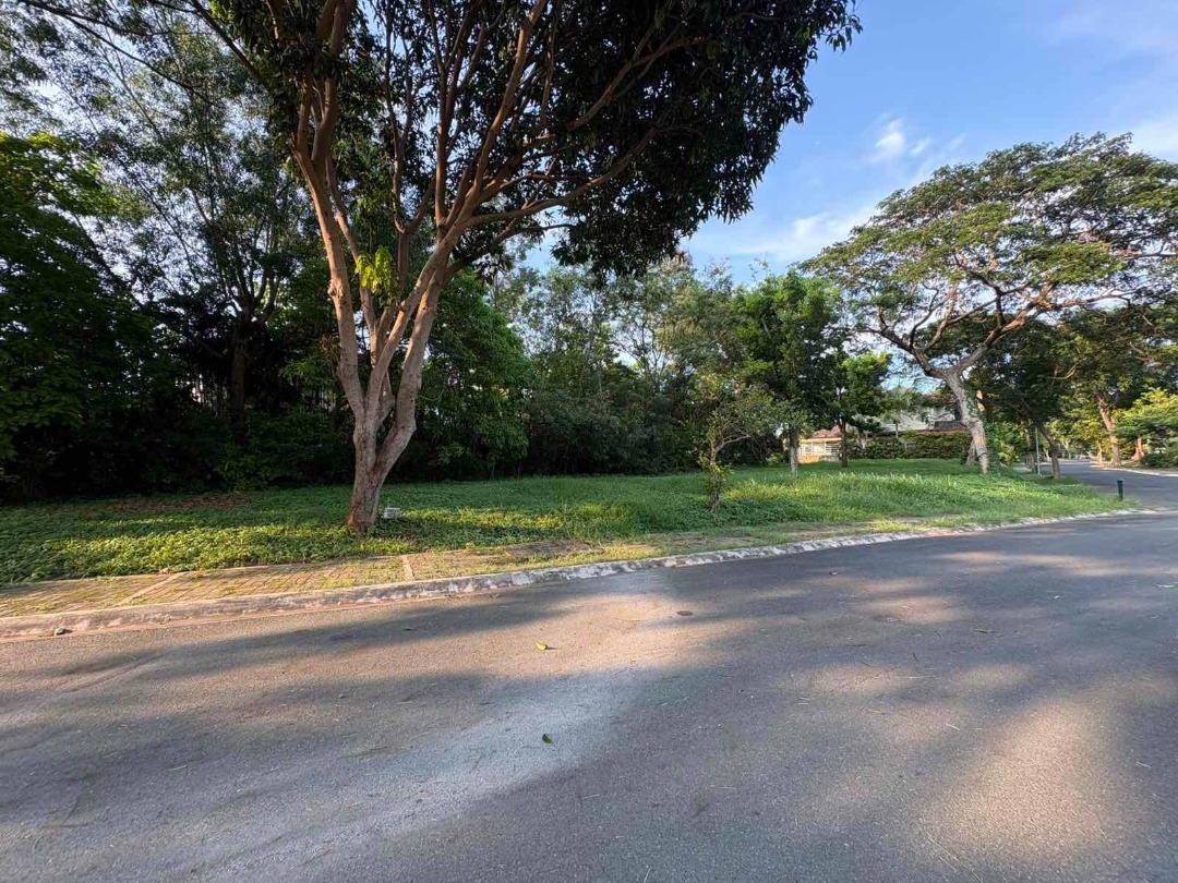 (Category: ) located in . Submitted by REMAXCapital (Listing ID 1451005202, Image 1). Description: .