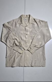 (Category: ) located in . Submitted by radcuratesclothing2026 (Listing ID 1451081662, Image 1). Description: .
