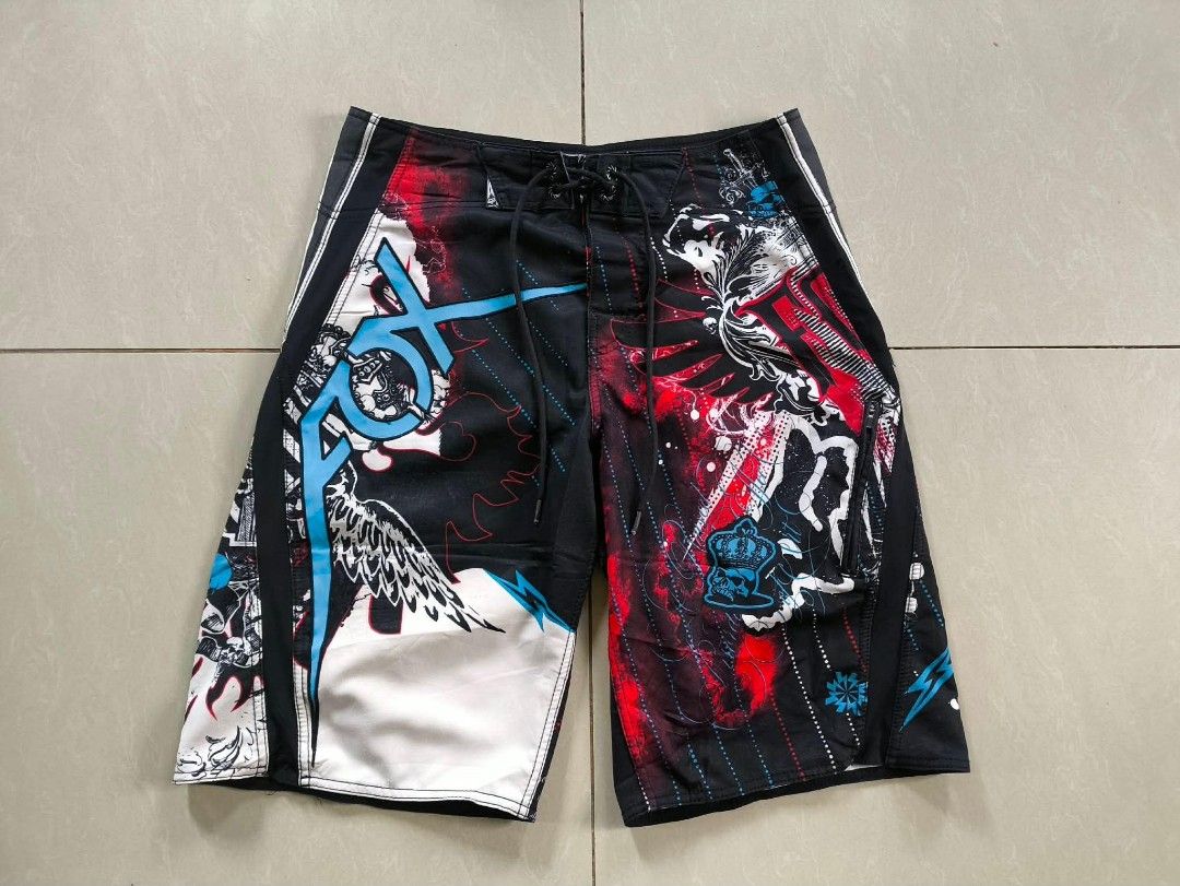 Fox Board Shorts (Category: Shorts) located in Tayabas. Submitted by renew.revibe (Listing ID 1451057494, Image 1). Description: Fox Board Shorts Good Condition May gasgas sa puwitan 32-34W / 22L 400 +SF.