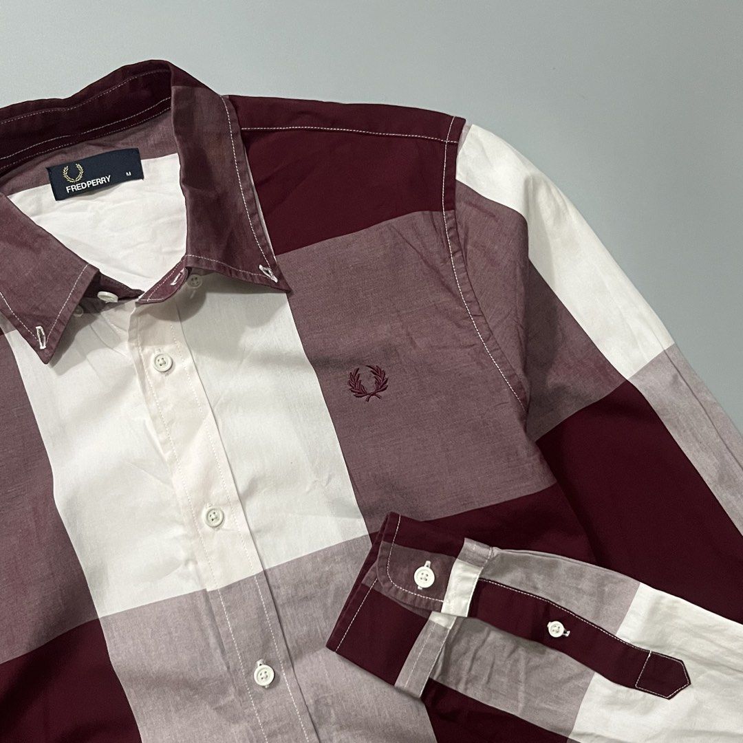 Fred Perry Polo button down Long sleeve Maroon/White Color way (Category: Formal Shirts) located in Angeles City. Submitted by jthrifted.clothes (Listing ID 1451043042, Image 3). Description: Fred Perry Polo button down Long sleeve Maroon/White Color way Medium 20x28 Good as new💯 Excellent condition Color rate 10/10 No flaw.