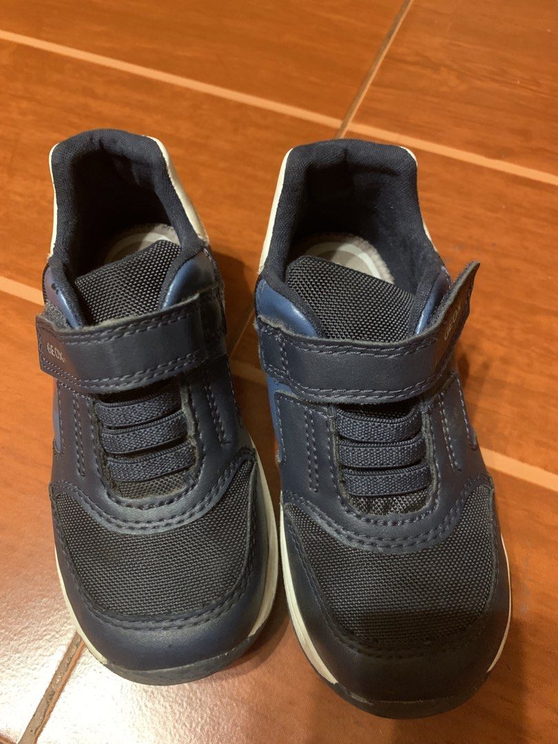 Geox Navy Blue Shoes/ 26 (Category: Babies & Kids Fashion) located in Antipolo. Submitted by TheOne21 (Listing ID 1450963162, Image 1). Description: .