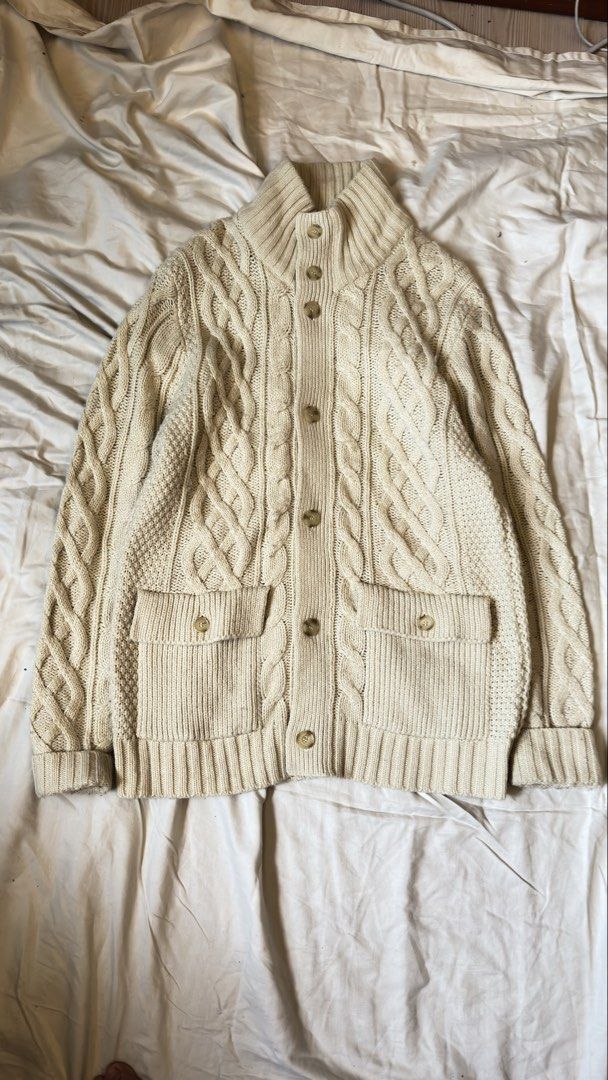 GU Cable Knit Cardigan Cream L (Category: Coats, Jackets and Outerwear) located in Caloocan City. Submitted by thrift_genieee (Listing ID 1451013455, Image 3). Description: - Cream cable knit cardigan from GU - High neck with button-up front - Two front pockets with button closure - Material: 85% acrylic, 15% wool - Measurements: Length 27 inches, Width 19 inches - Ideal for layering No meetups ❌ No COD ❌ No return, No exchange 📍North Caloocan R