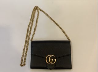 (Category: ) located in . Submitted by vicluxurycollection (Listing ID 1451072165, Image 1). Description: .