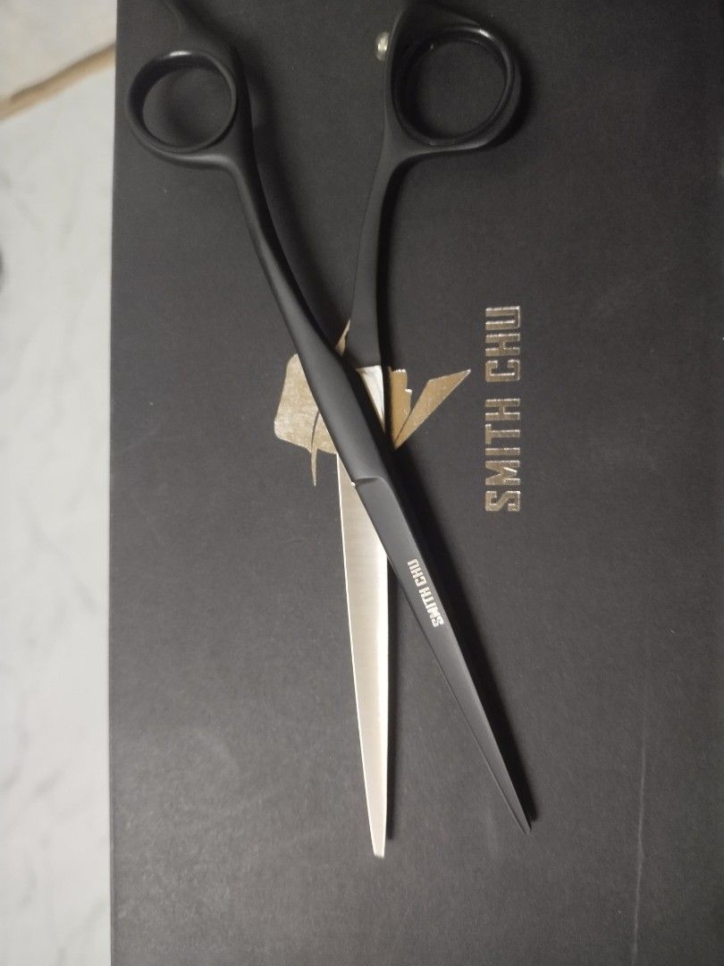 Hair scissors (Category: Hair) located in Pasay City. Submitted by dheo27 (Listing ID 1451056687, Image 3). Description: .