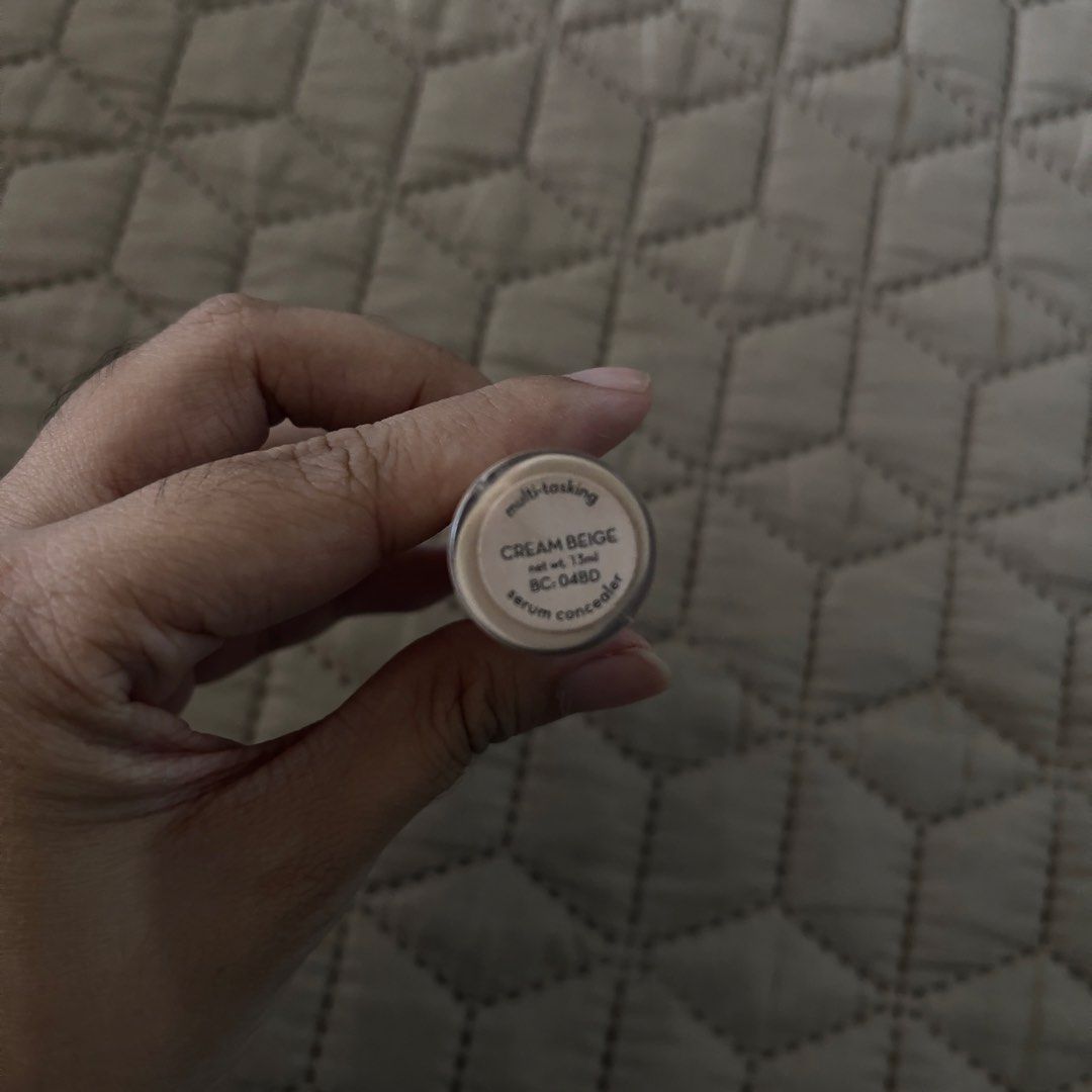 Happy Skin Concealer - Cream Beige (Category: Makeup) located in Naga. Submitted by katalinaii (Listing ID 1450976315, Image 2). Description: - Happy Skin Multi-Tasking Serum Concealer - Shade: Cream Beige - Used less than 10x.
