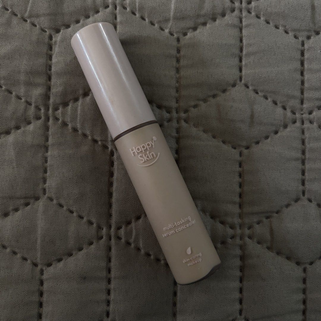 Happy Skin Concealer - Cream Beige (Category: Makeup) located in Naga. Submitted by katalinaii (Listing ID 1450976315, Image 1). Description: - Happy Skin Multi-Tasking Serum Concealer - Shade: Cream Beige - Used less than 10x.