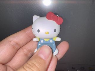(Category: ) located in . Submitted by pixiepaintsg (Listing ID 1450989911, Image 1). Description: .