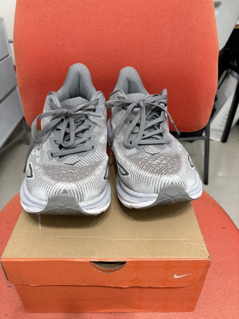 Hoka Clifton 9 Wide Grey (Category: Activewear) located in Manila. Submitted by joean21 (Listing ID 1451055177, Image 2). Description: - Hoka Clifton 9brunning shoes - Color: Grey - Lightweight and comfortable design - Excellent cushioning for your runs - Ideal for training sessions or everyday wear.
