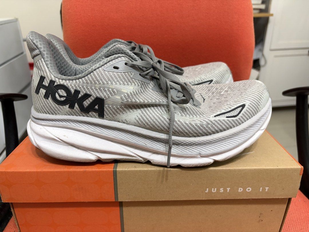 Hoka Clifton 9 Wide Grey (Category: Activewear) located in Manila. Submitted by joean21 (Listing ID 1451055177, Image 3). Description: - Hoka Clifton 9brunning shoes - Color: Grey - Lightweight and comfortable design - Excellent cushioning for your runs - Ideal for training sessions or everyday wear.