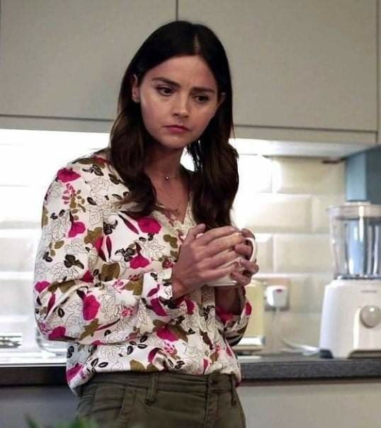 Hot Sale Zara V-neck Floral Tops & Shirts/Zara Blouse (Kategori: Atasan) berada di Sidoarjo. Dikirim oleh sherlie_shop (ID iklan 1451078214, Gambar 2). Deskripsi: .