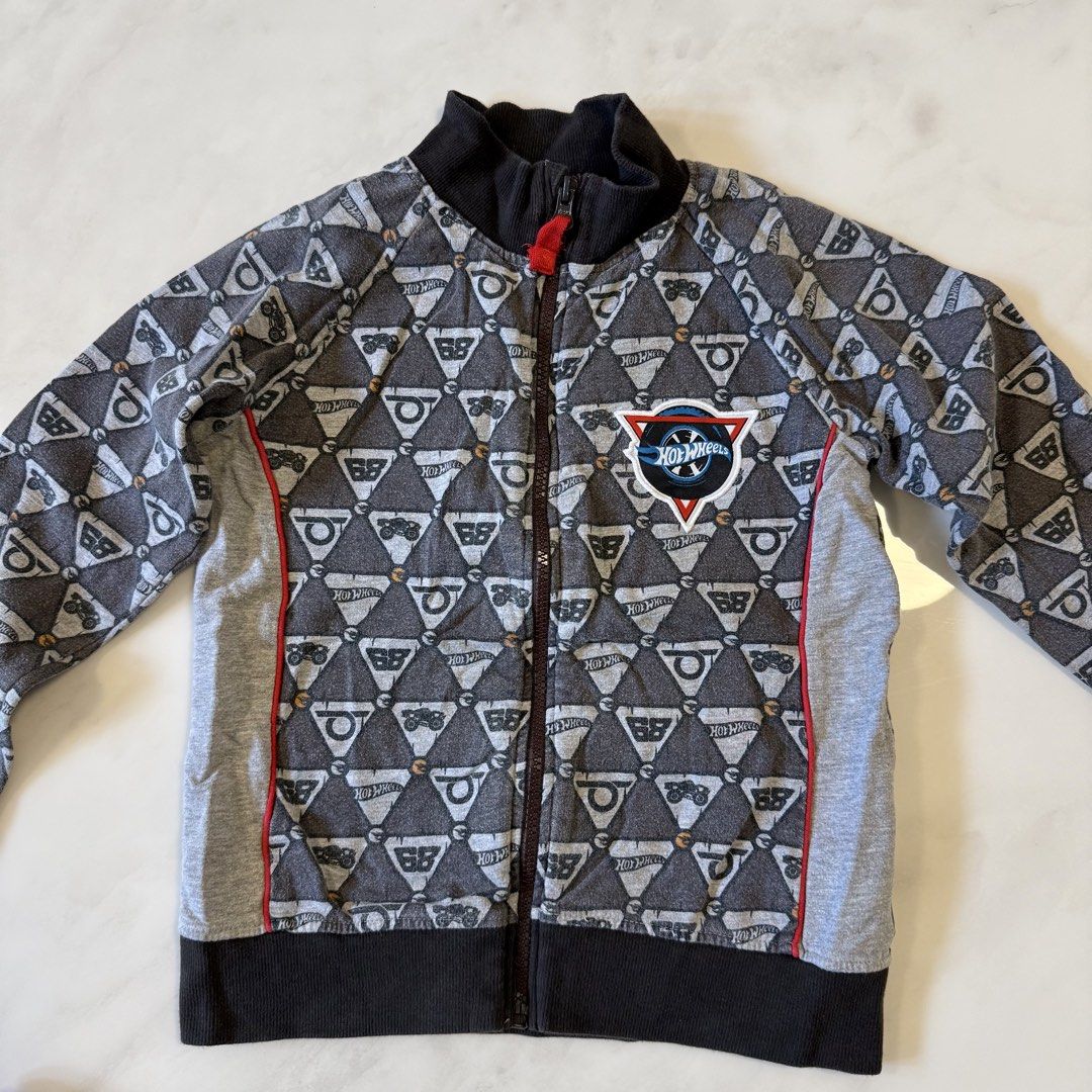 Hot Wheels Track Jacket (Category: Babies & Kids Fashion) located in Manila. Submitted by shopsbyncs (Listing ID 1450968949, Image 2). Description: For 7/8 Y.