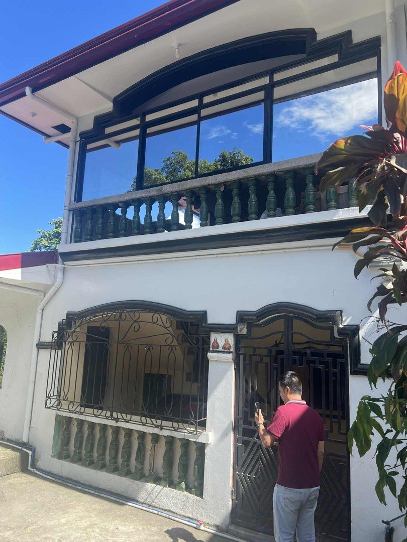 House and Lot (Category: House & Lot) located in Paranaque City. Submitted by vince386 (Listing ID 1450945094, Image 2). Description: FOR SALE: 252sqm House & Lot in GMA Cavite 4BR 5TB PRICE: 4M neg PM for Schedule of Viewing.