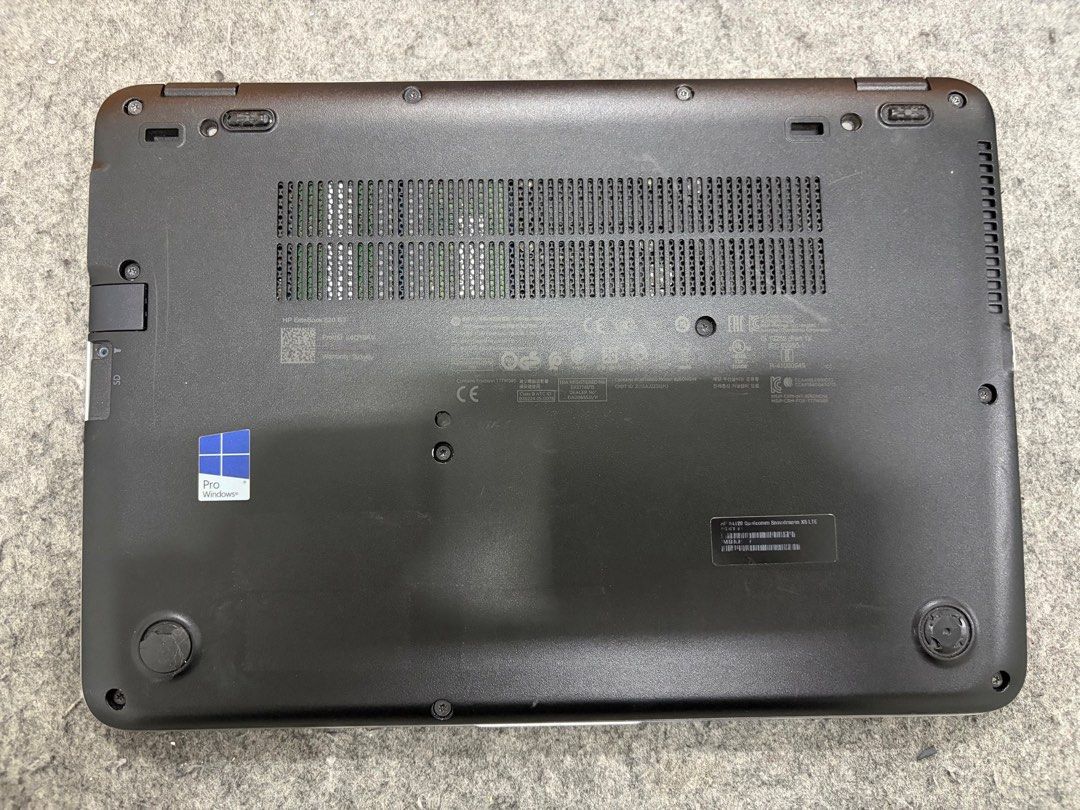 HP EliteBook 820 G3515432842119106561