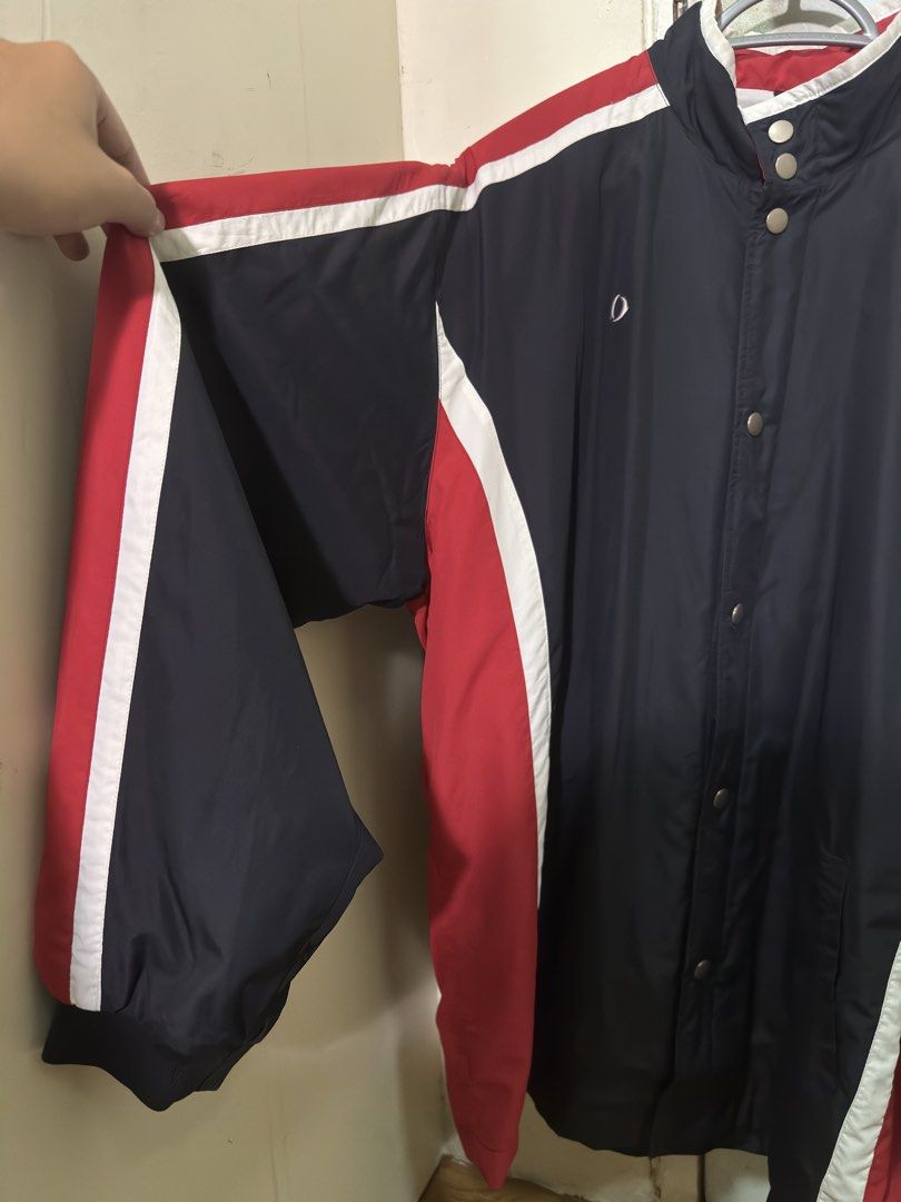 IGNIO Track Jacket (Large) (Category: Activewear) located in Quezon City. Submitted by lemonsyellow (Listing ID 1451079747, Image 2). Description: IGNIO Japanese brand Size LARGE (L) *fits XL RFS: Clearing out closet Minor flaw: Slight yellowing on collar due to age. Have not tried bleaching. QC BASED Shipping fee to be shouldered by buyer.
