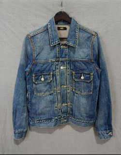 (Category: ) located in . Submitted by used_clothing2600 (Listing ID 1451079496, Image 1). Description: .
