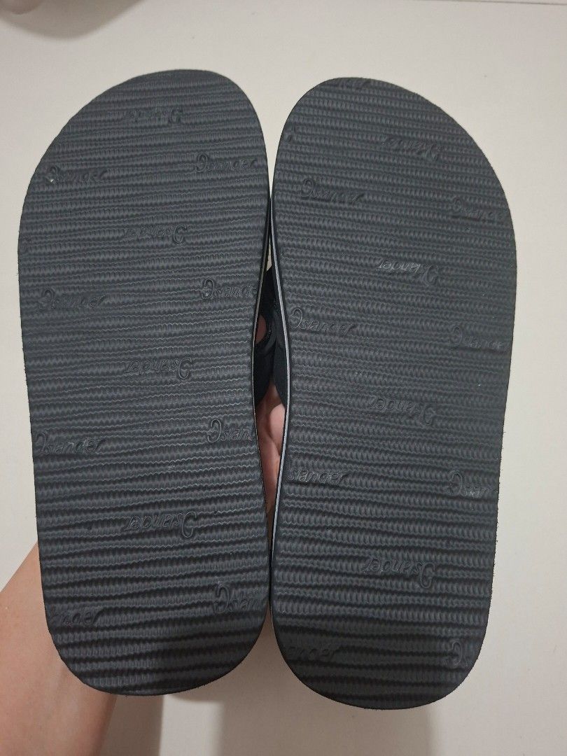 Islander Flip-Flops - Black (Category: Slippers & Slides) located in Las Pinas. Submitted by phoebefifi1907 (Listing ID 1451042818, Image 3). Description: For sale: Islander slippers for kids size 4 or 21.5 to 22cm insole for only 350 Kakadeliver lang kahapon. Bagong bago. Inalis lang ang tag para sukatin.Ordered thru orange app mall ng Islander. 431-499 ang original price nito sa mall Rfs: wrong size 🥲 Loc: 939 Cristobal st near c5 gate Pick up