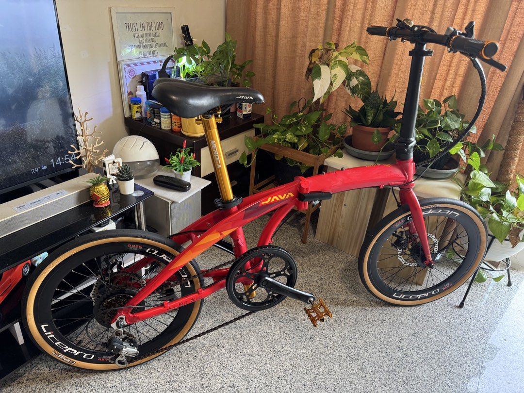 JAVA ZELO V2 (Category: Bicycles) located in Singapore. Submitted by goodsamaritantrade (Listing ID 1451024420, Image 1). Description: .
