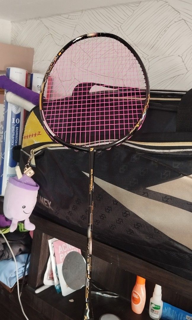 JNICE SOLARESSION LIMITED EDITION BADMINTON RACKET (Category: Racket and Ball Sports) located in Taguig. Submitted by hellohoooman (Listing ID 1451115028, Image 1). Description: LF SWAP TO OTHER RACKET/s with add or straight as long as same value Pls Read Details po Jnice Solaression Limited 9.5/10 condition, freshly gut 2 days ago with bg66 ultimax @25x27lbs 4 knots Pls refer nalang sa link for technical details. Taguig loc, can meet around metr