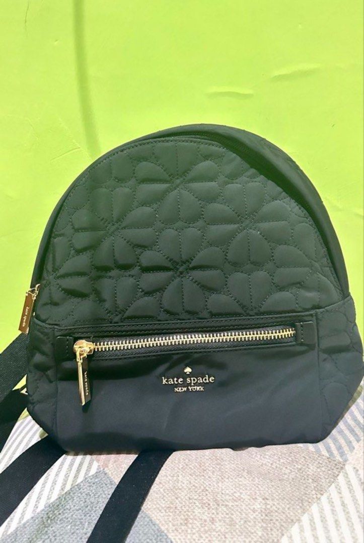 Kate spade mini backpack (Kategori: Tas & Dompet) berada di Banyuwangi. Dikirim oleh prelovedcollection_me (ID iklan 1450948960, Gambar 3). Deskripsi: Hanya digunakan sekali .