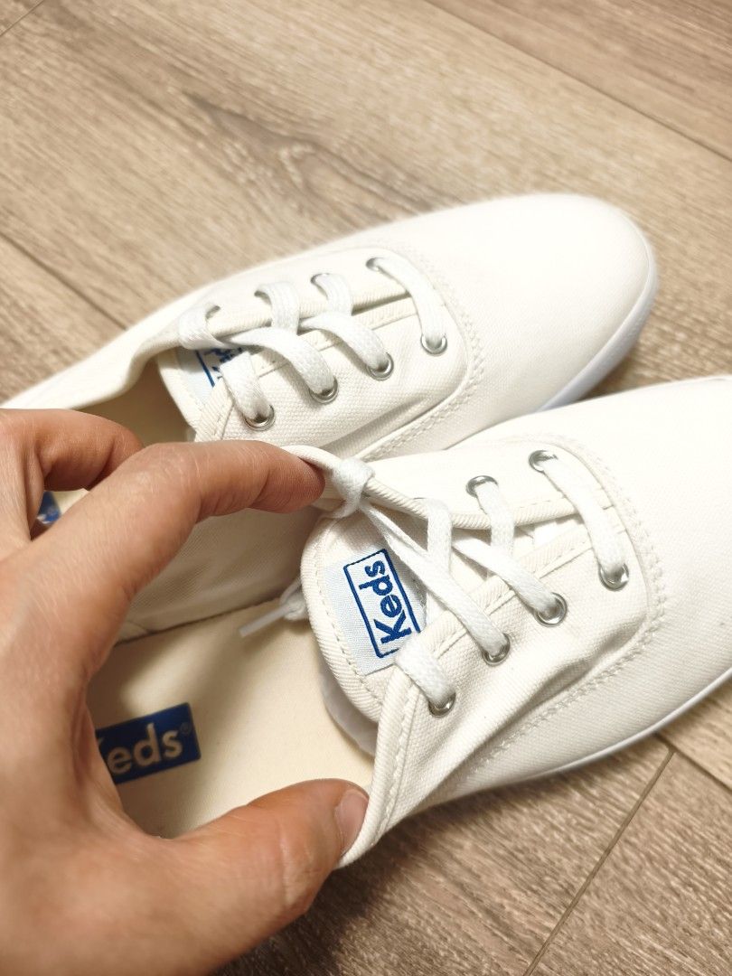 Keds size 39 全新 （分類：波鞋）位於 Hong Kong。 由 121aye1105 提交（商品編號 1451093668，圖片 3）。簡介： size 39 keds original brand new。