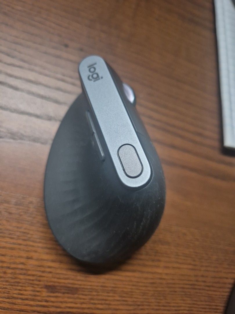 Logitech Vertical Ergonomic Mouse