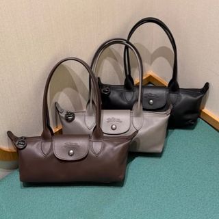 (Category: ) located in . Submitted by pshoppers. (Listing ID 1451033836, Image 1). Description: .