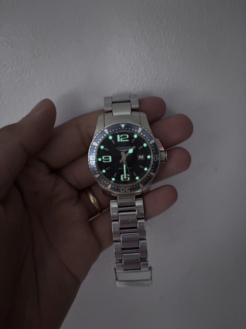 Longines HydroConquest Diver Watch (Category: Luxury Watches) located in Santa Maria. Submitted by emjeyah91437 (Listing ID 1450979468, Image 2). Description: Longines diver watch Quartz 41mm For thin wrist only few original links .