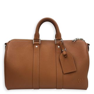 (Category: ) located in . Submitted by carousellluxury (Listing ID 1451042362, Image 1). Description: .