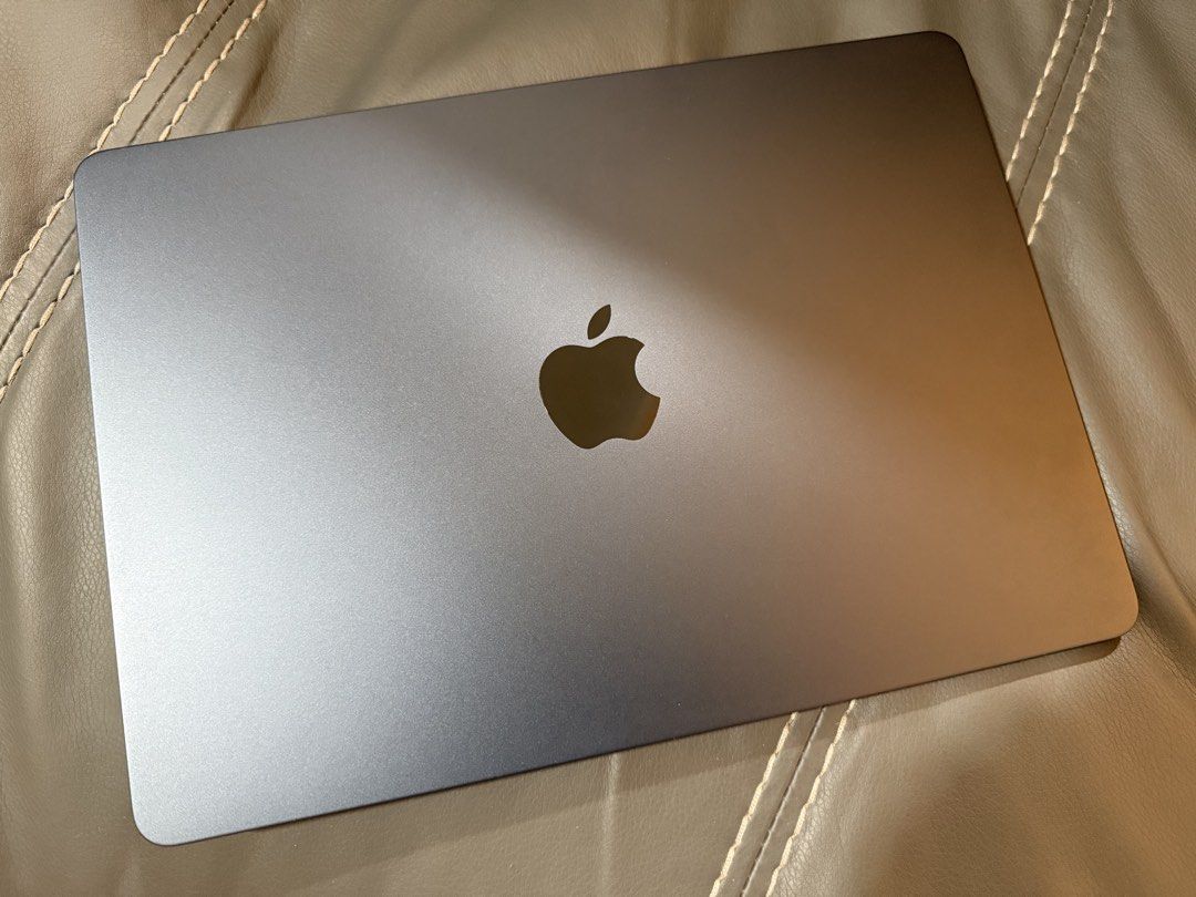 macbook-air-m3-100-battery-computers-tech-laptops-notebooks-on
