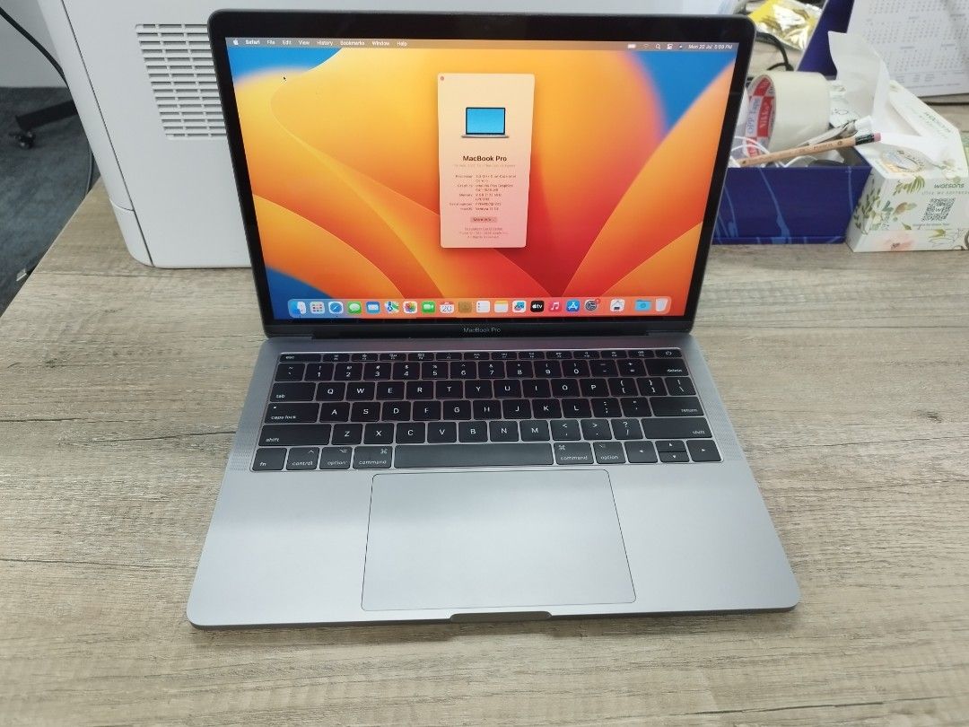 MacBook Pro 2017 128GB515691517775728641