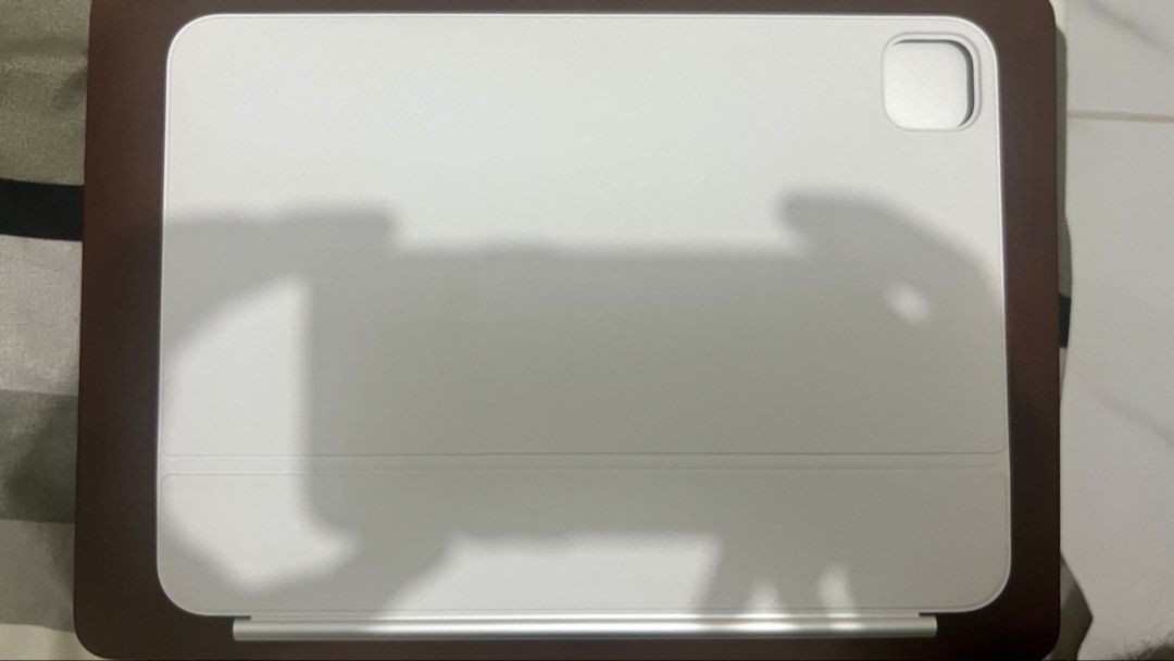 Magic Keyboard for Ipad Pro 11 M4/M5 (Category: Computer Keyboard) located in Quezon City. Submitted by loisranulf02 (Listing ID 1451130615, Image 2). Description: Almost brand new no scratches, no dents.