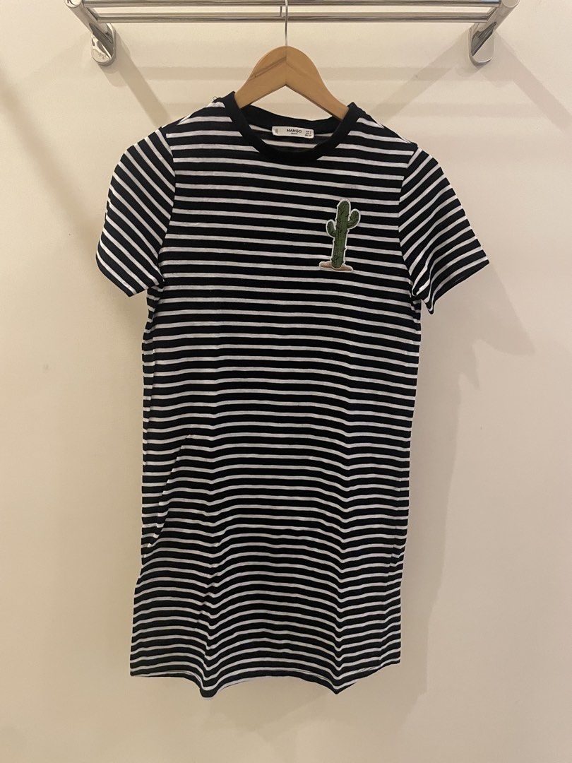Mango Striped T-shirt with Cactus Patch - Size S (Category: Shirts) located in Cordon. Submitted by secondgreatt (Listing ID 1450959671, Image 1). Description: - Mango black and white striped t-shirt - Size S - Cute embroidered cactus patch on chest - Short sleeves and classic crew neck - Casual and comfortable for everyday wear.
