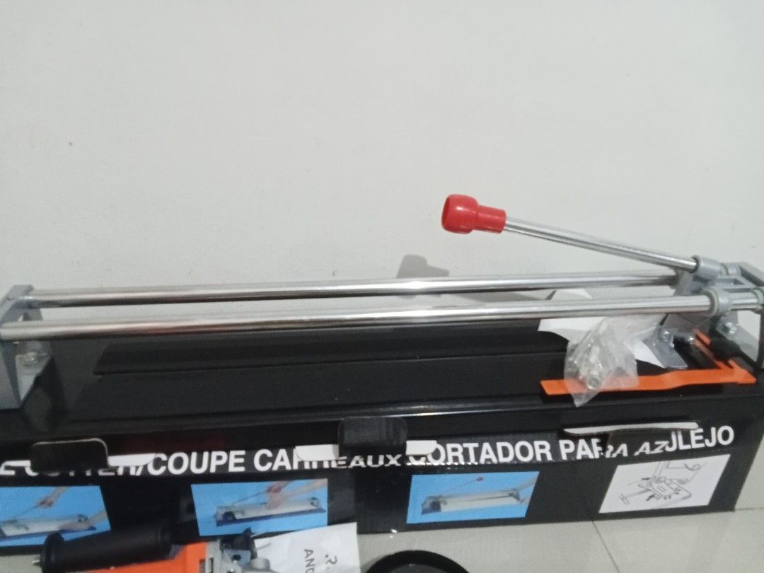 Manual Tile cutter (Category: Construction Tools & Equipment) located in Bacoor. Submitted by bob_ongg (Listing ID 1450967729, Image 1). Description: Reich Brand.