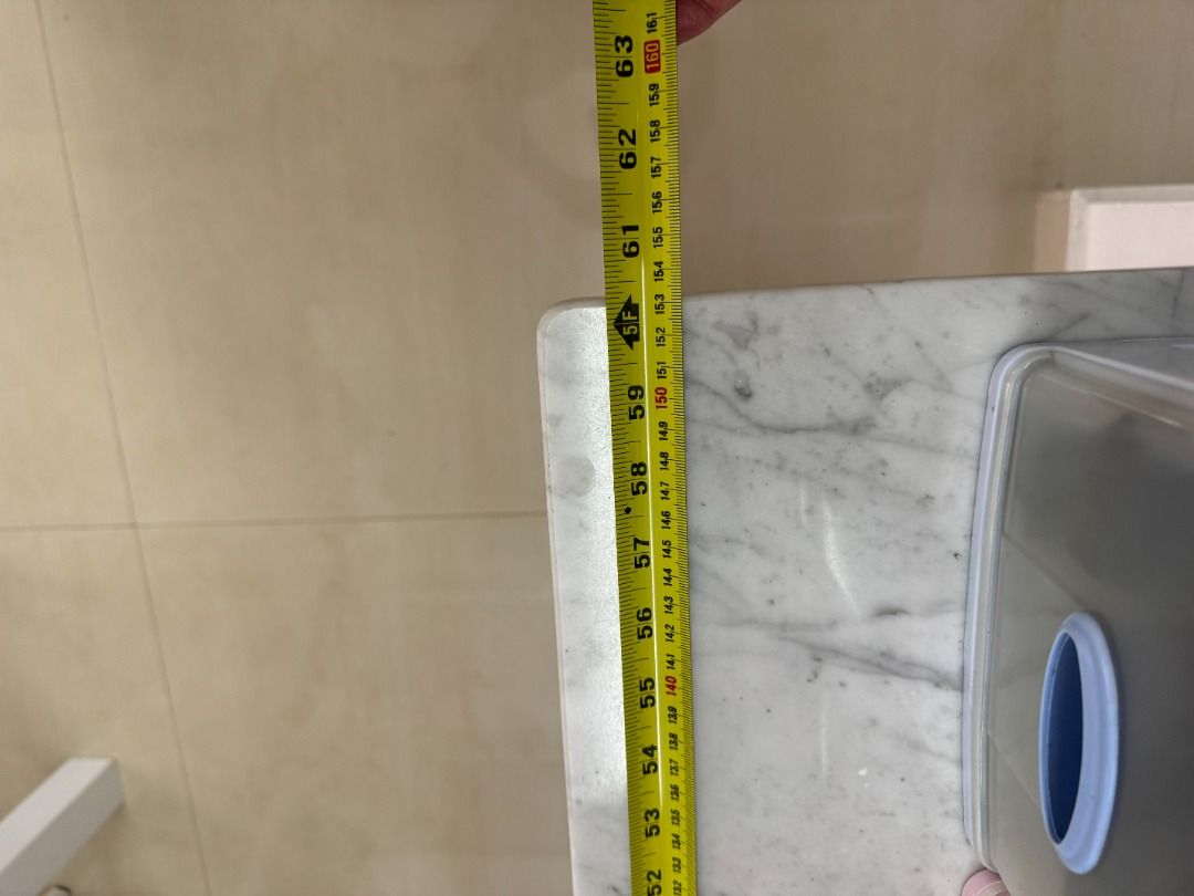 Marble side table (Category: Tables & Sets) located in Singapore. Submitted by rodneycyd (Listing ID 1451002663, Image 3). Description: - Marble side table - Dimensions as in pictures - Please arrange for your own transport.