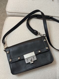 （分類：）位於 。 由 jour_boutique 提交（商品編號 1451089515，圖片 1）。簡介： 。